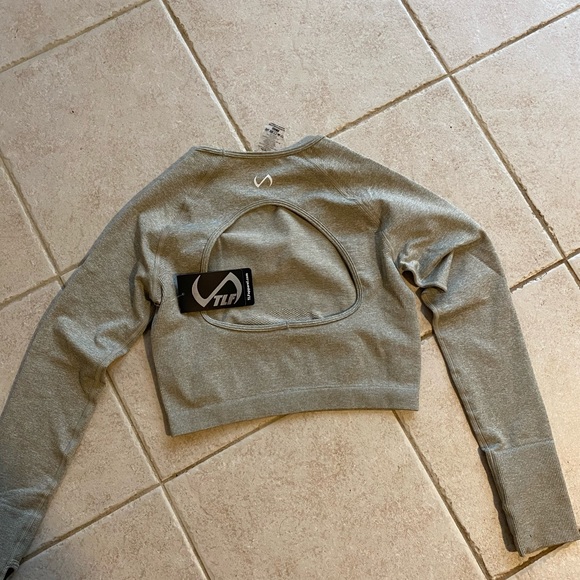 TLF Cropped Long Sleeve - Picture 2 of 5